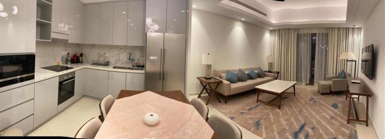 Luxurious At Address Residences *